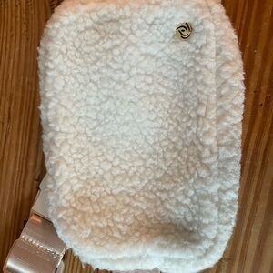 White Sherpa Apana Crossbody Bag